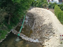 Restwasserüberleitung im ausgebauten Bulachgraben