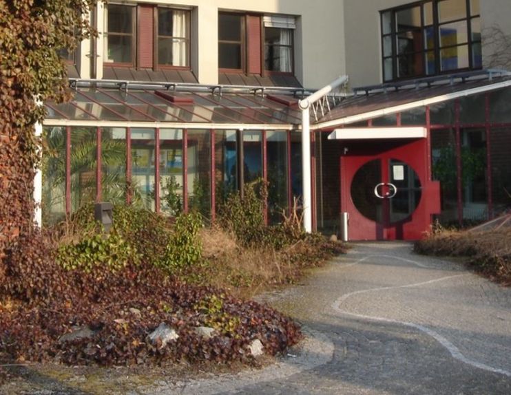 Link zur Seite Adressen, Anreise, Öffnungszeiten