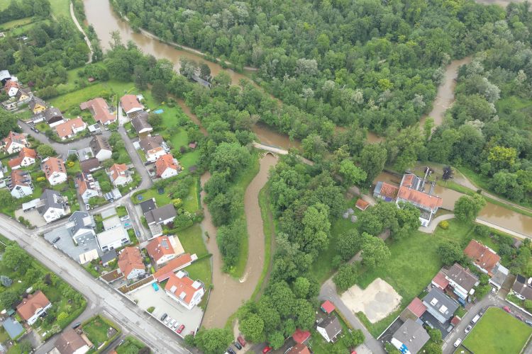 Bewährungsprobe der neuen Flutmulde und der Aufweitung des Bulachgrabens beim Junihochwasser 2024 Bewährungsprobe der neuen Flutmulde und der Aufweitung des Bulachgrabens beim Junihochwasser 2024